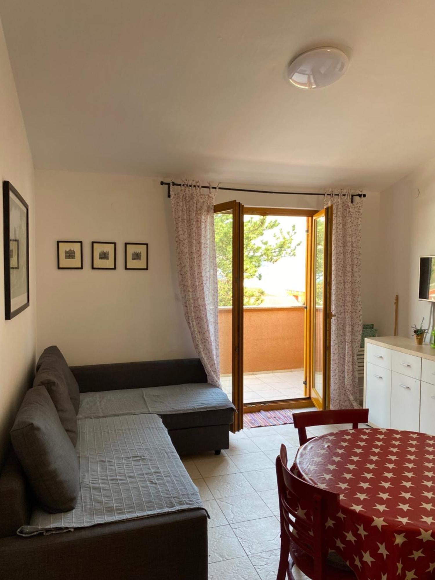 Apartments Lili Baska  Exterior photo
